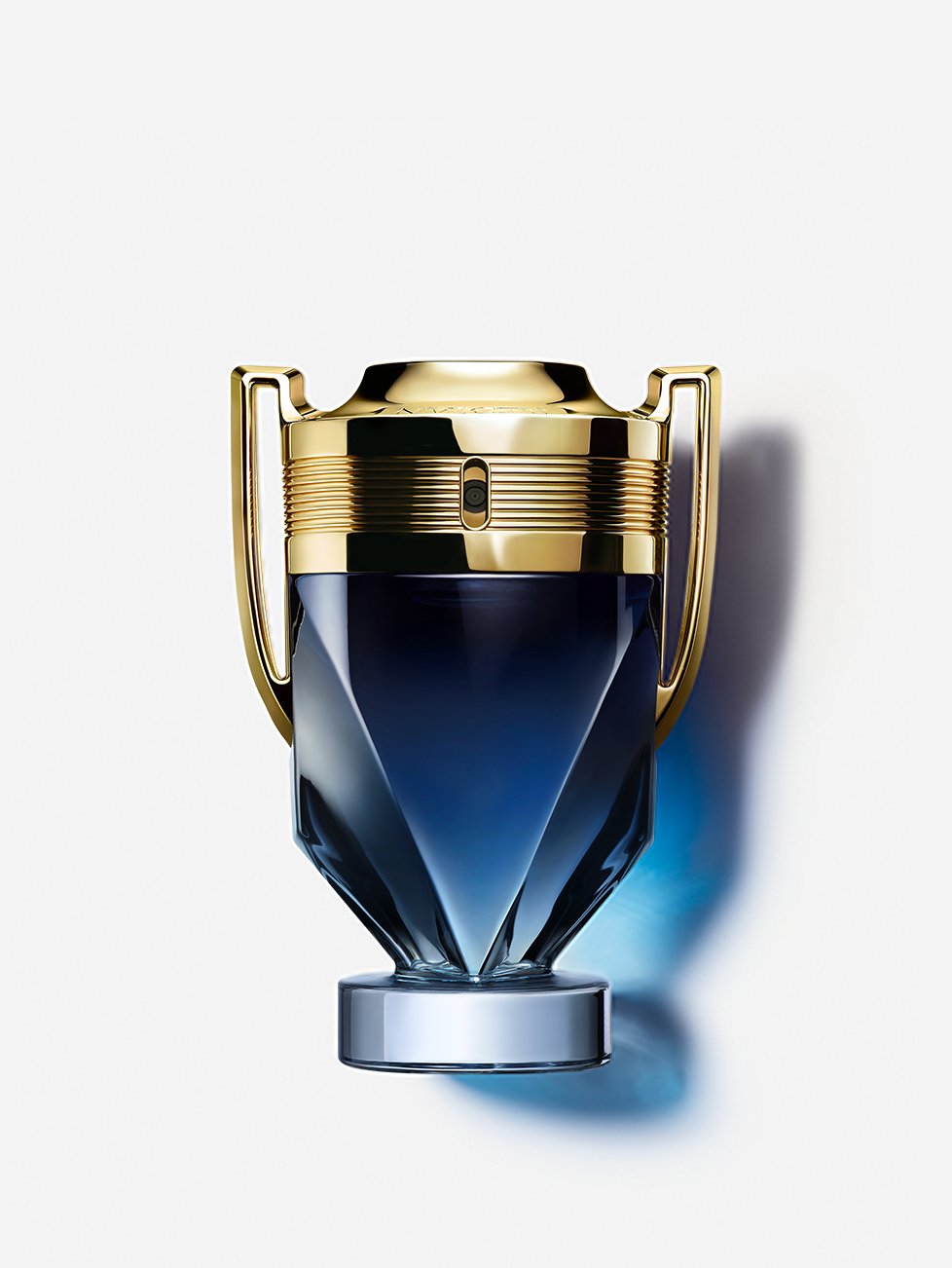 Invictus Parfum Gold - انفكتوس برفيوم الدهبي